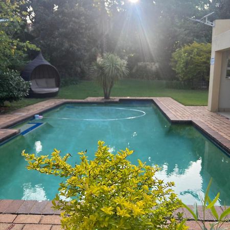 Matina Guest House Johannesburg Eksteriør bilde